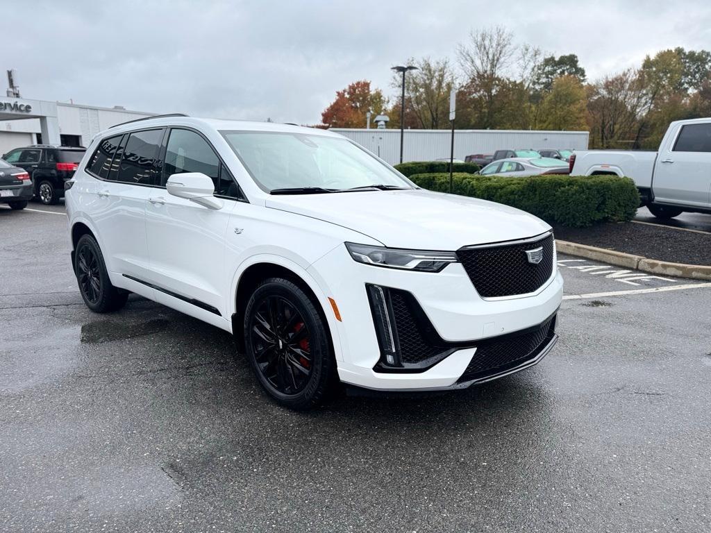 used 2024 Cadillac XT6 car, priced at $48,995