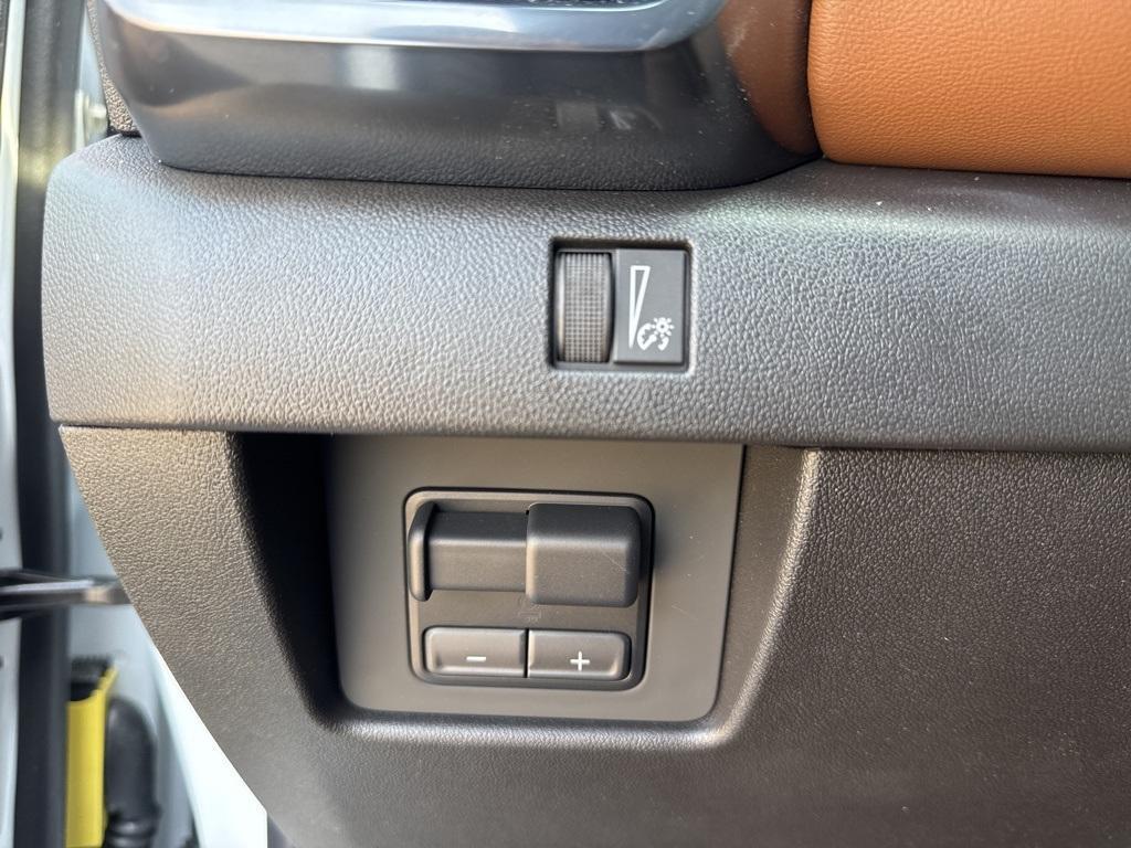 new 2025 GMC Canyon car, priced at $52,565