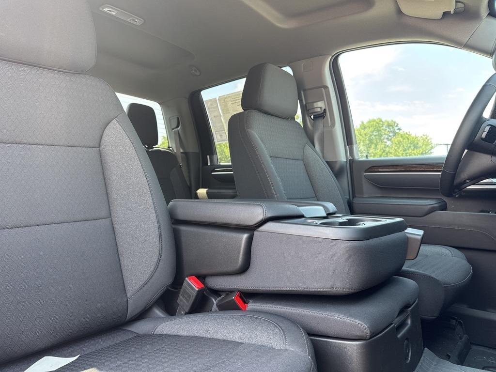 new 2025 GMC Sierra 2500 car, priced at $74,975