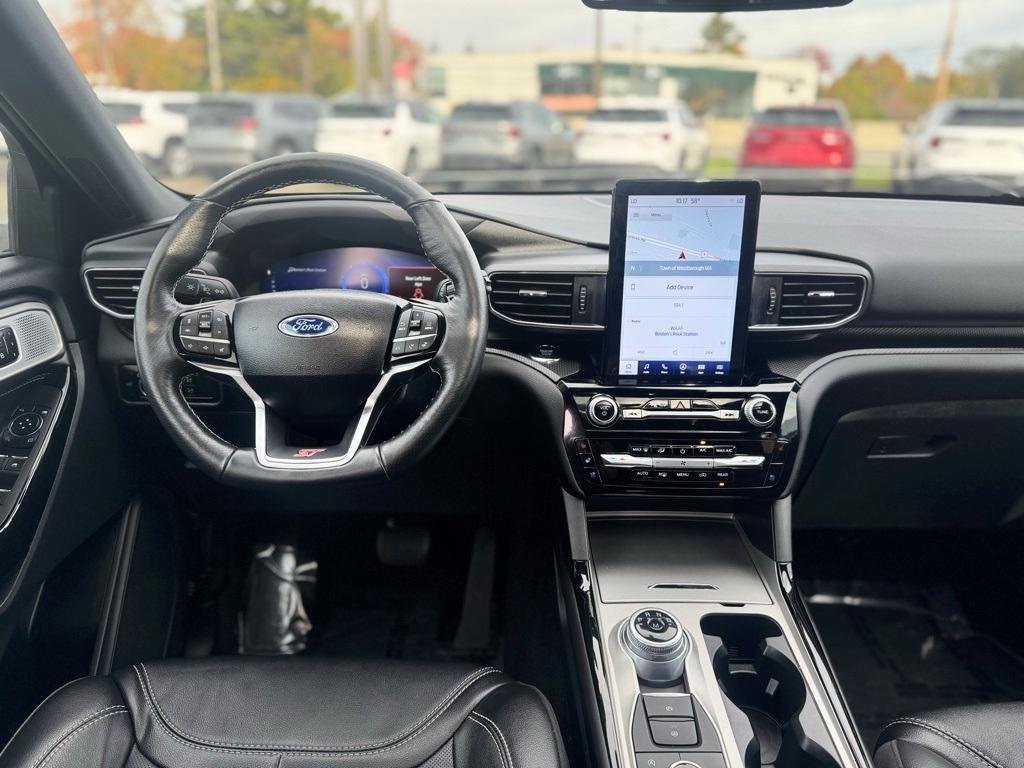 used 2024 Ford Explorer car, priced at $48,895