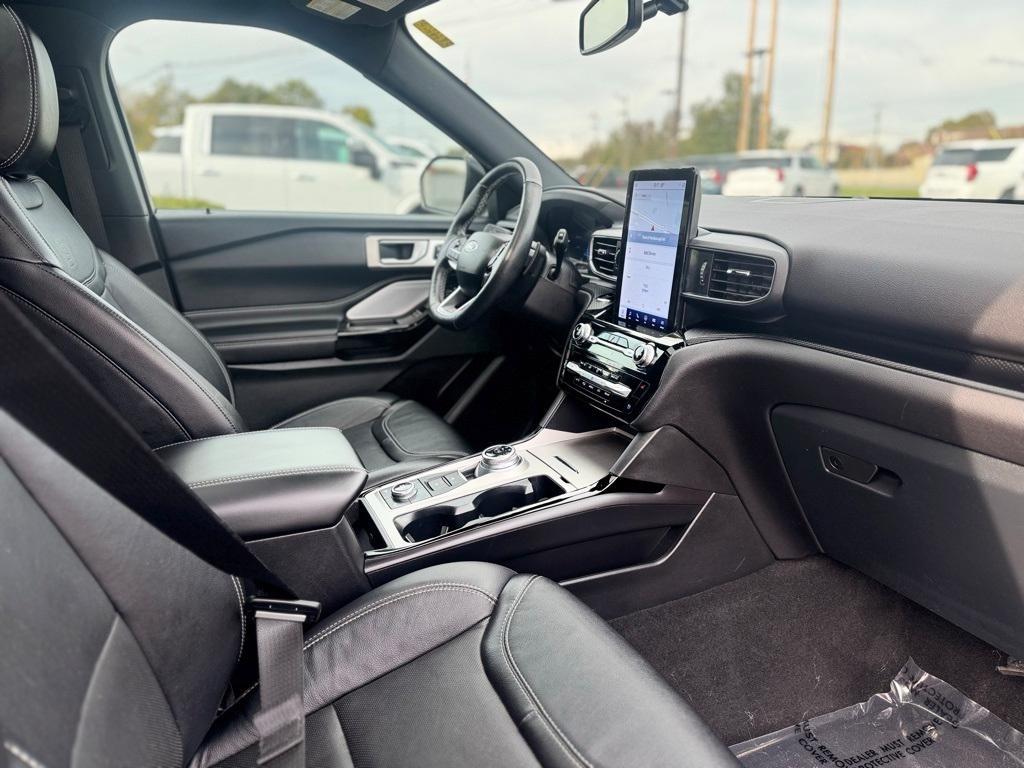 used 2024 Ford Explorer car, priced at $48,895