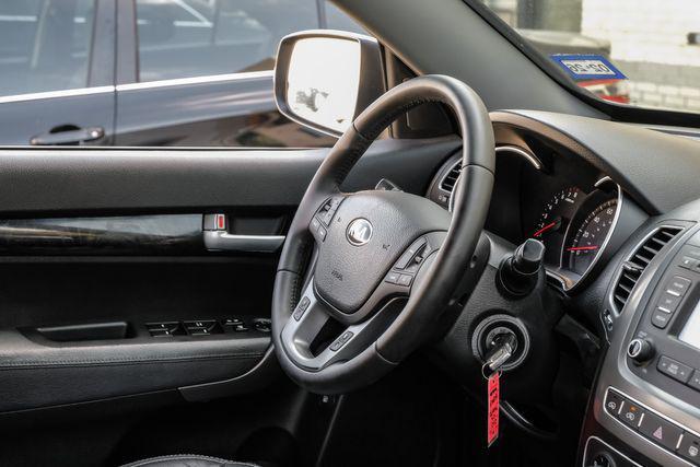 used 2015 Kia Sorento car, priced at $9,883