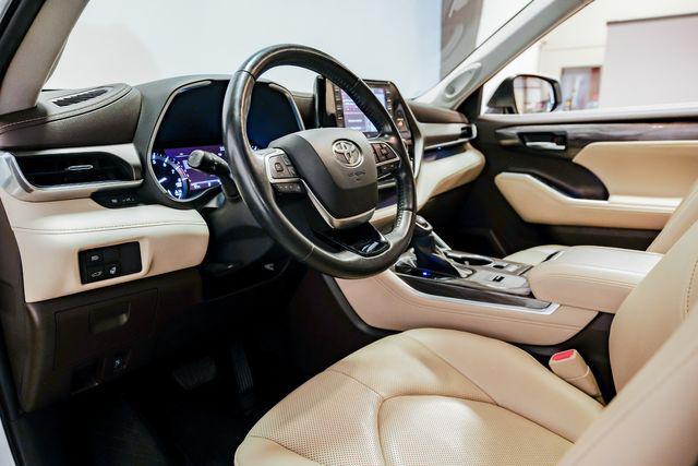 used 2021 Toyota Highlander car, priced at $28,683
