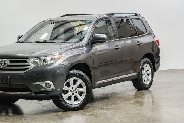 used 2012 Toyota Highlander car, priced at $14,883