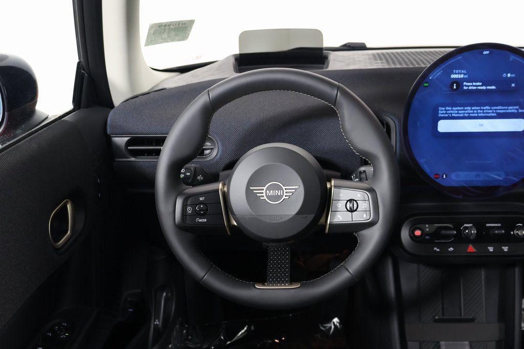 new 2025 MINI Hardtop car, priced at $32,860