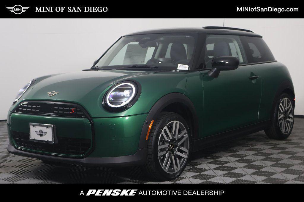 used 2025 MINI Hardtop car, priced at $37,395