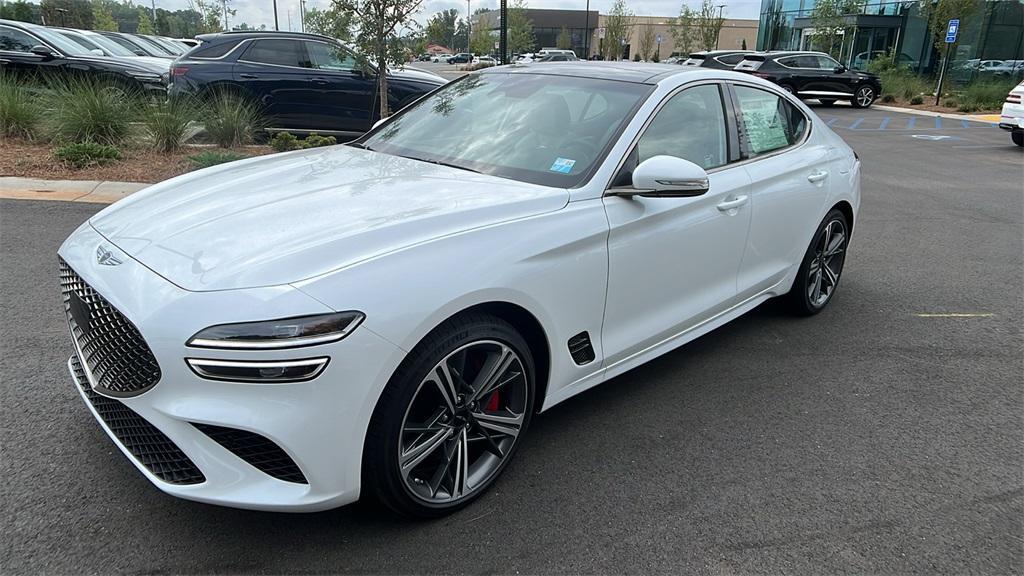 new 2025 Genesis G70 car, priced at $47,642