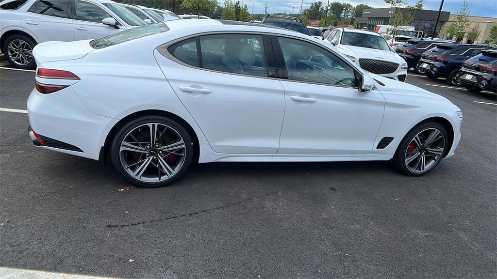 new 2025 Genesis G70 car, priced at $53,697