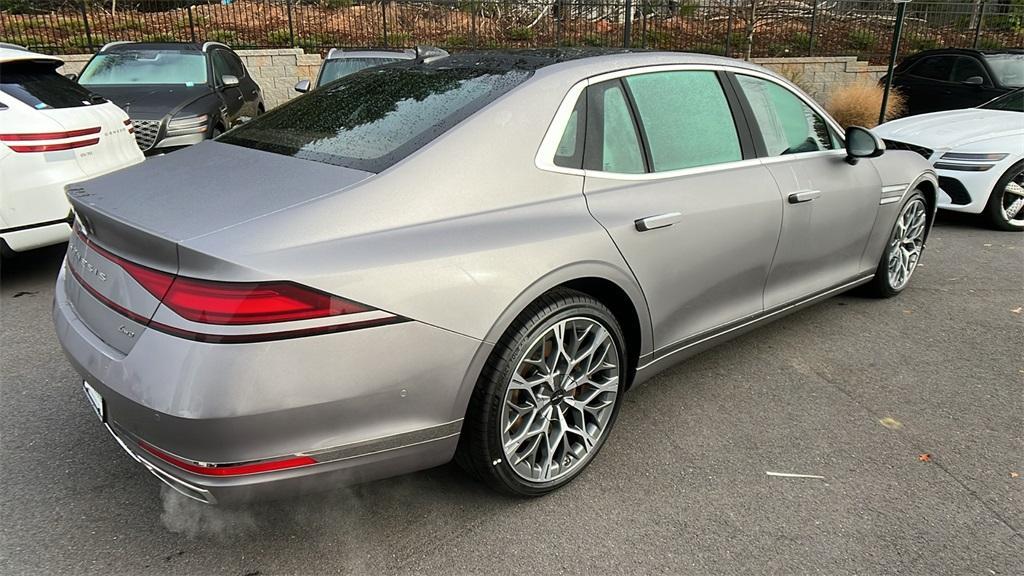 new 2025 Genesis G90 car, priced at $102,623