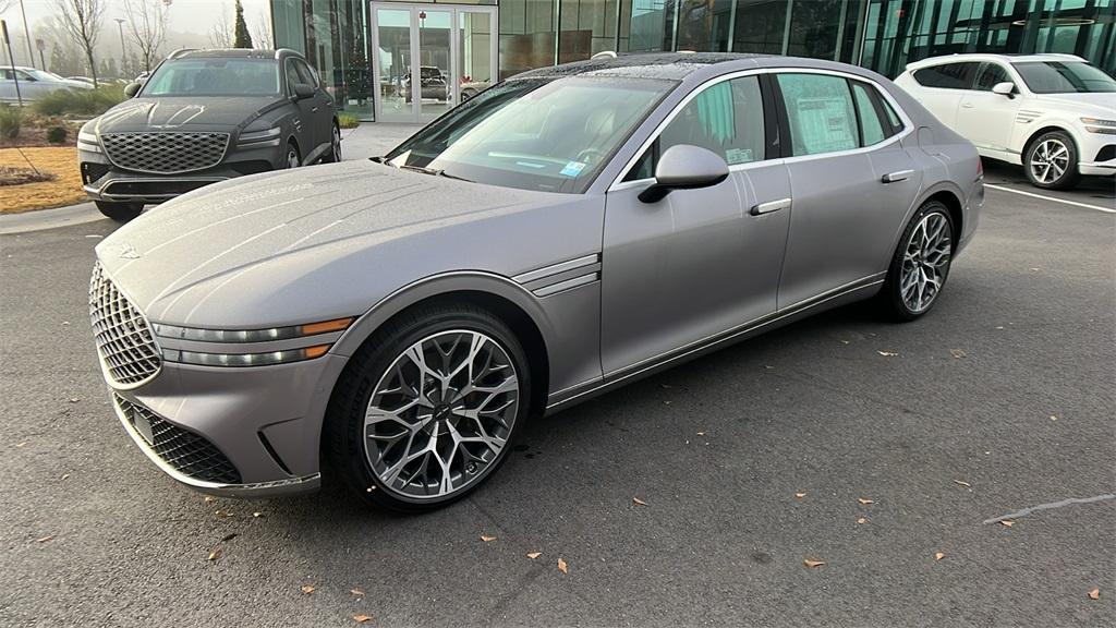 new 2025 Genesis G90 car, priced at $102,623