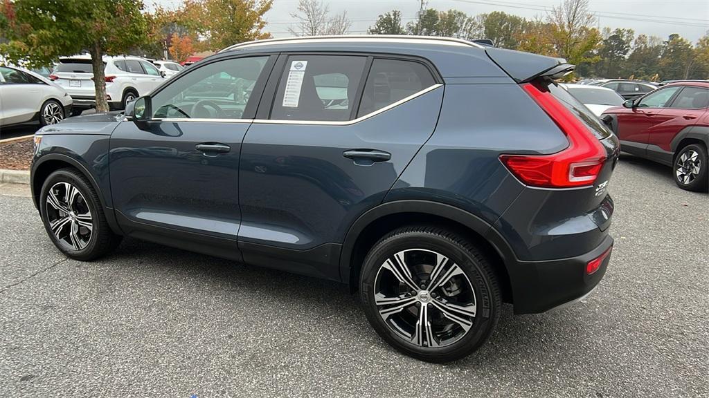 used 2021 Volvo XC40 car, priced at $27,994