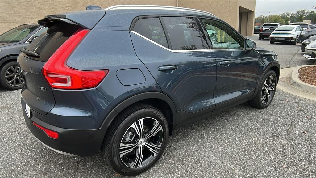 used 2021 Volvo XC40 car, priced at $27,994