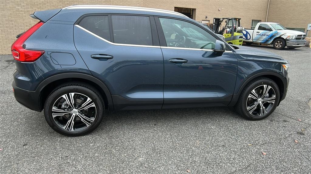 used 2021 Volvo XC40 car, priced at $27,994