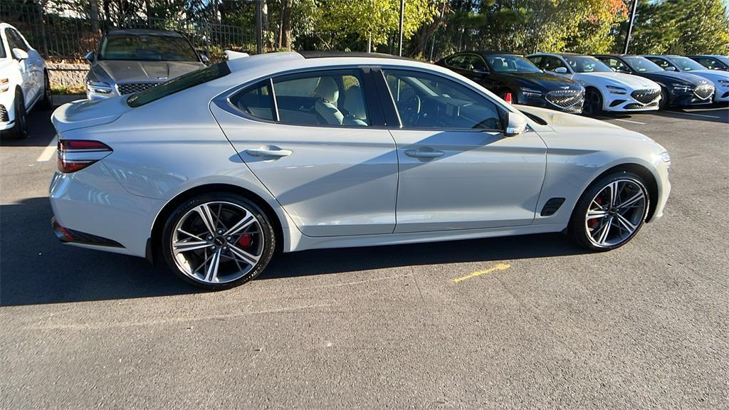 new 2025 Genesis G70 car, priced at $46,782