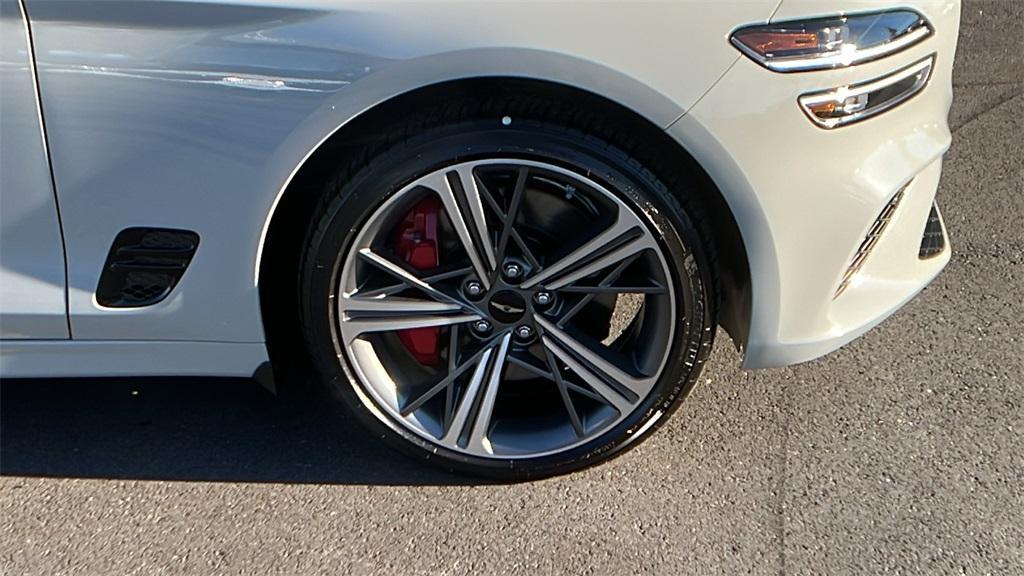 new 2025 Genesis G70 car, priced at $46,782