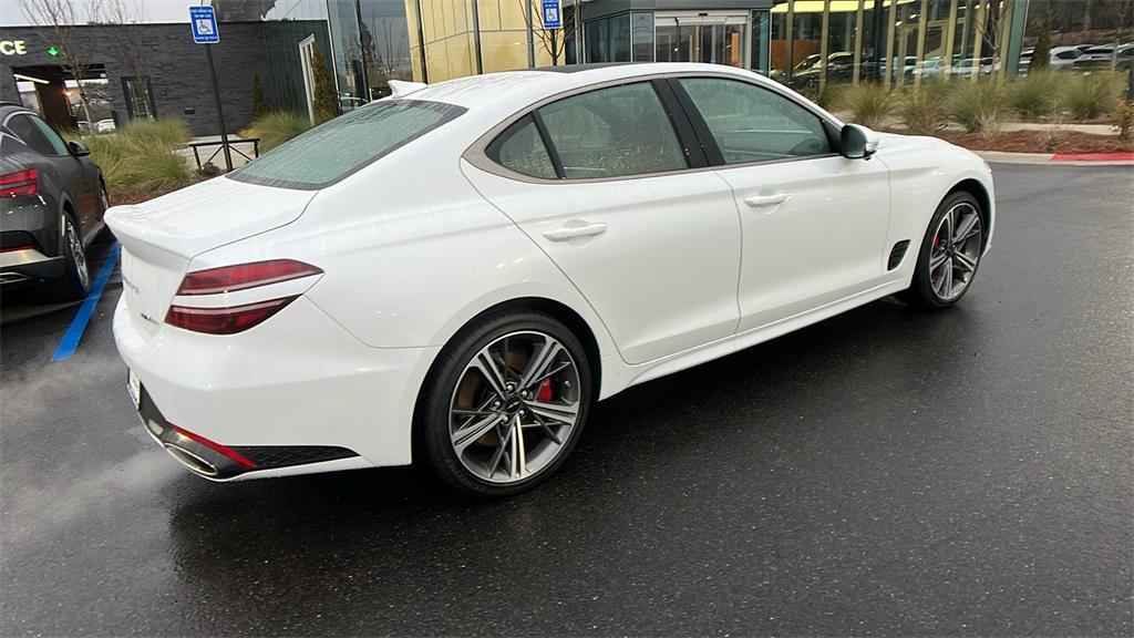 new 2025 Genesis G70 car, priced at $59,360