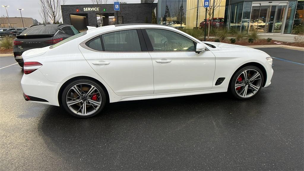 new 2025 Genesis G70 car, priced at $59,360