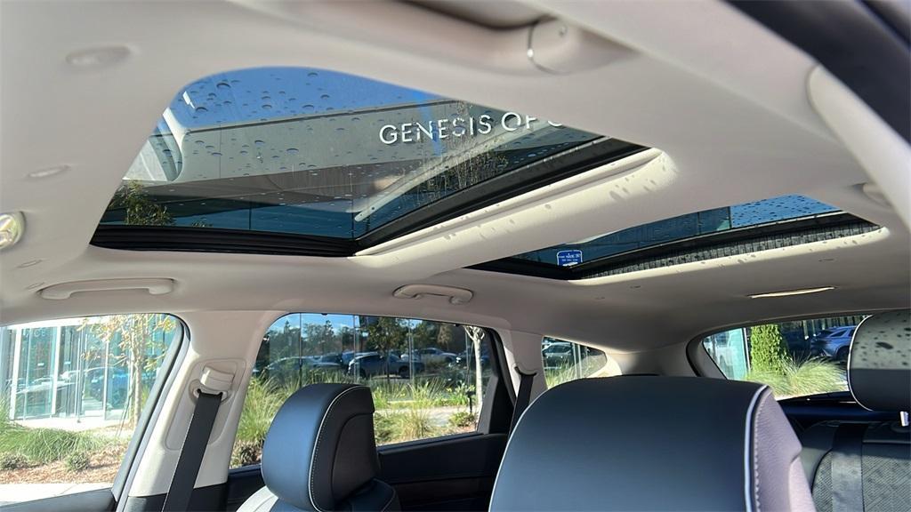 new 2025 Genesis GV80 car, priced at $71,127