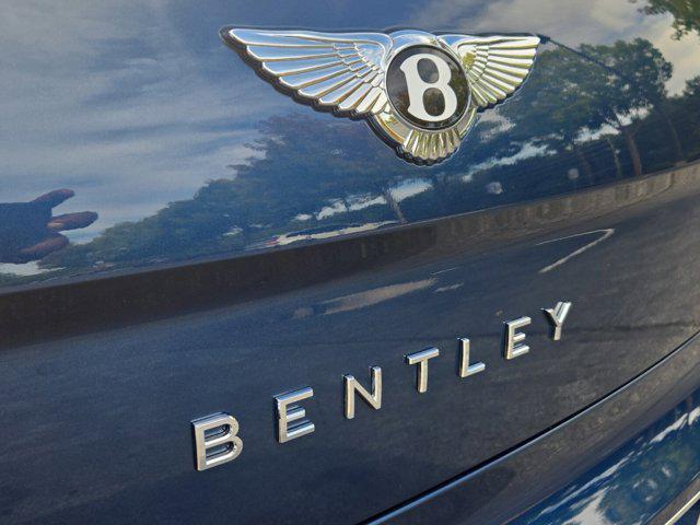 used 2022 Bentley Flying Spur car, priced at $172,990