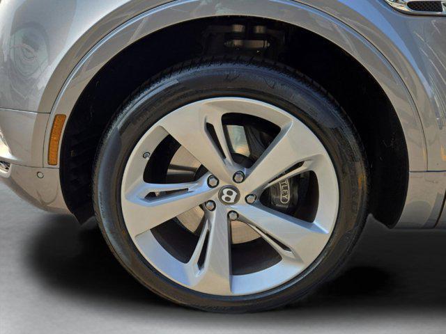 used 2018 Bentley Bentayga car, priced at $76,989