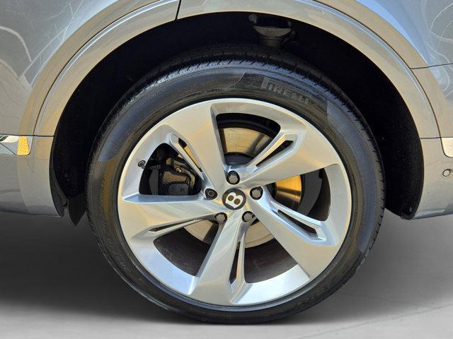 used 2018 Bentley Bentayga car, priced at $76,989