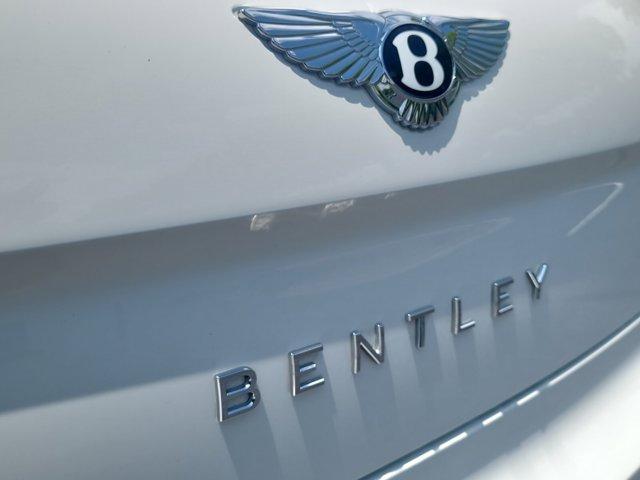 used 2022 Bentley Flying Spur Hybrid car, priced at $189,970