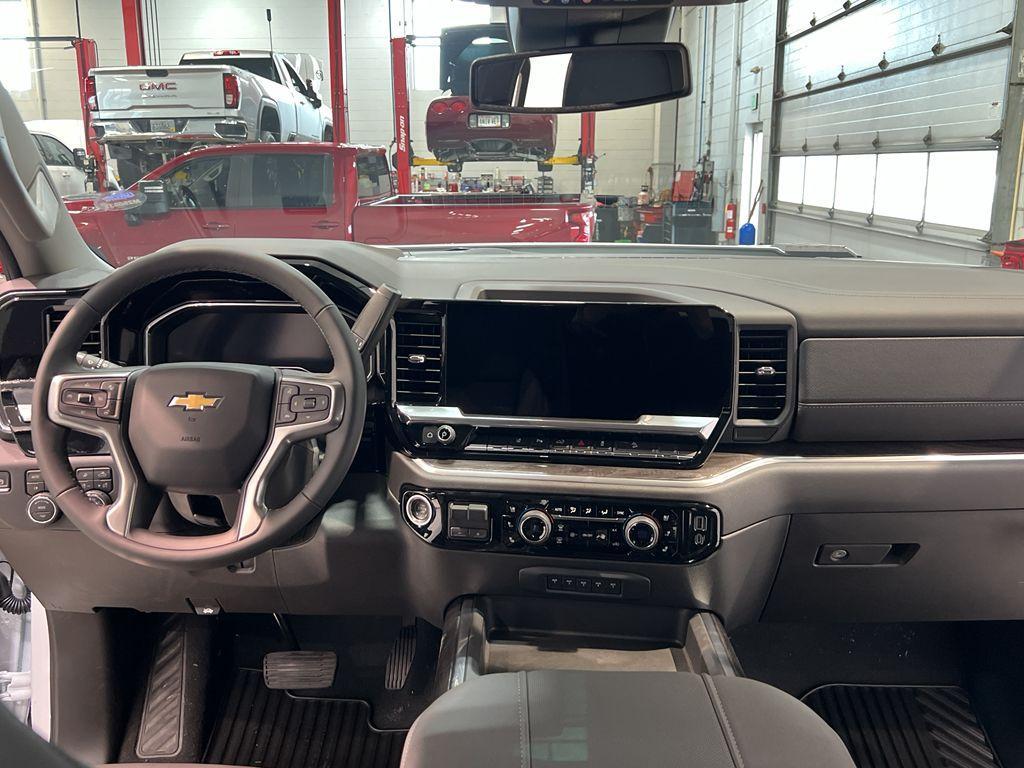 new 2025 Chevrolet Silverado 2500 car, priced at $70,610