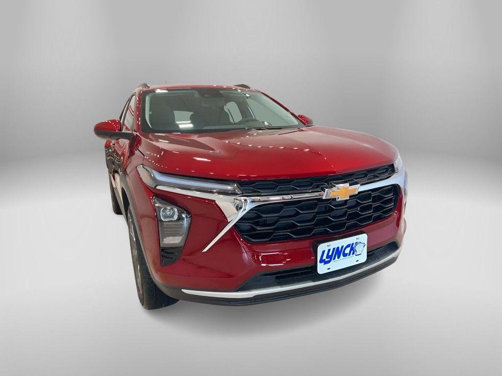 new 2025 Chevrolet Trax car, priced at $25,380