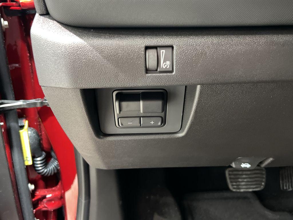 new 2025 Chevrolet Colorado car, priced at $50,155