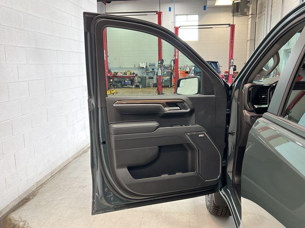 new 2025 Chevrolet Silverado 1500 car, priced at $63,985