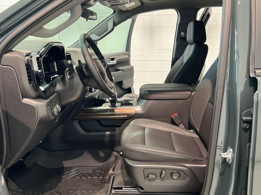 new 2025 Chevrolet Silverado 1500 car, priced at $63,985