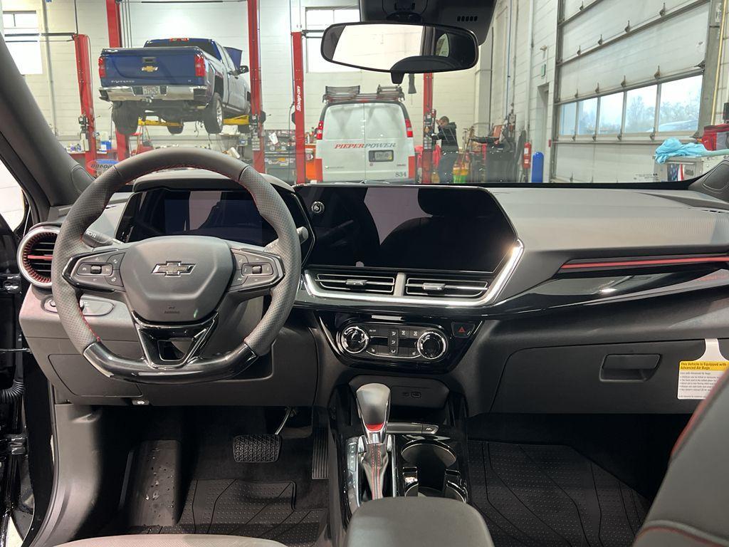 new 2025 Chevrolet Trax car, priced at $27,835