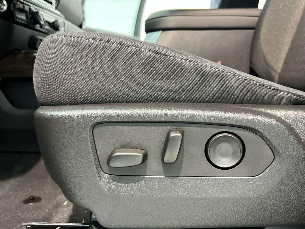 new 2025 Chevrolet Silverado 2500 car, priced at $64,690