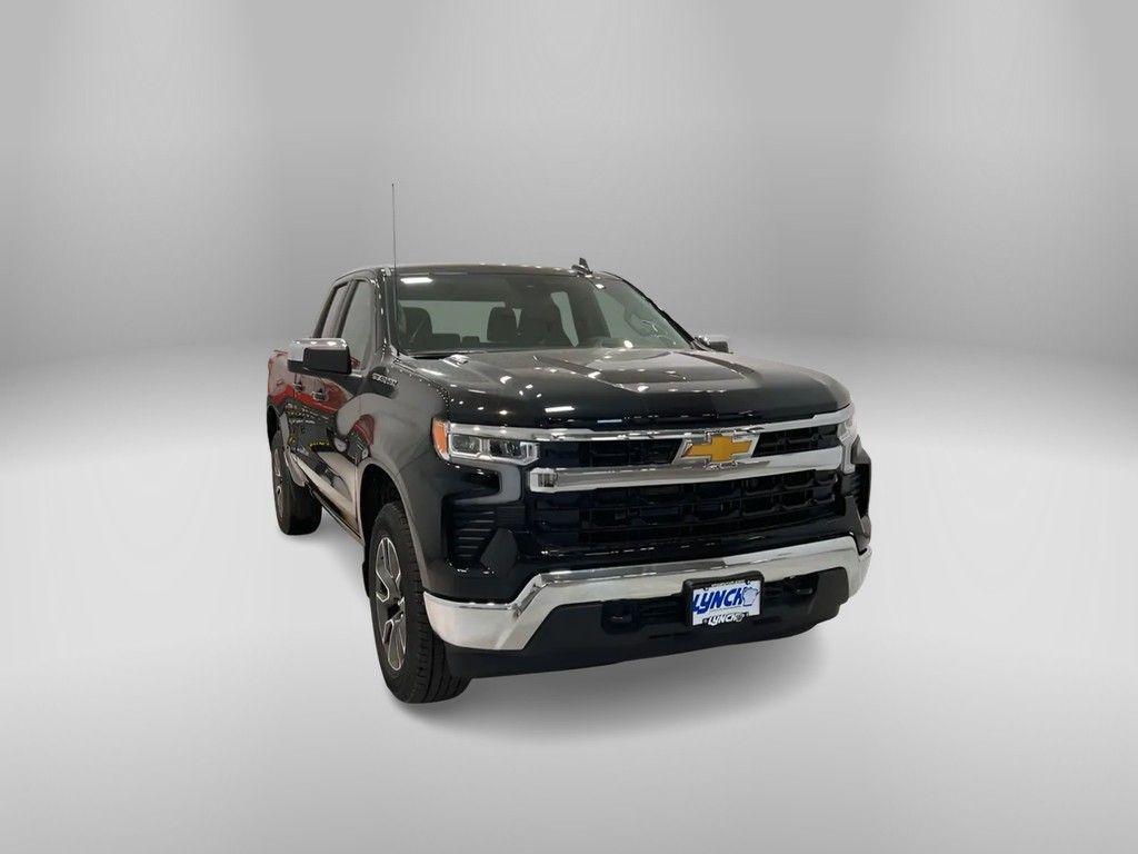 new 2025 Chevrolet Silverado 1500 car, priced at $49,995