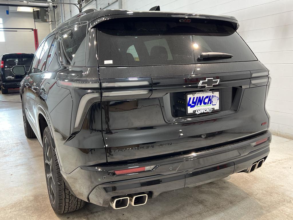 new 2025 Chevrolet Traverse car, priced at $59,095