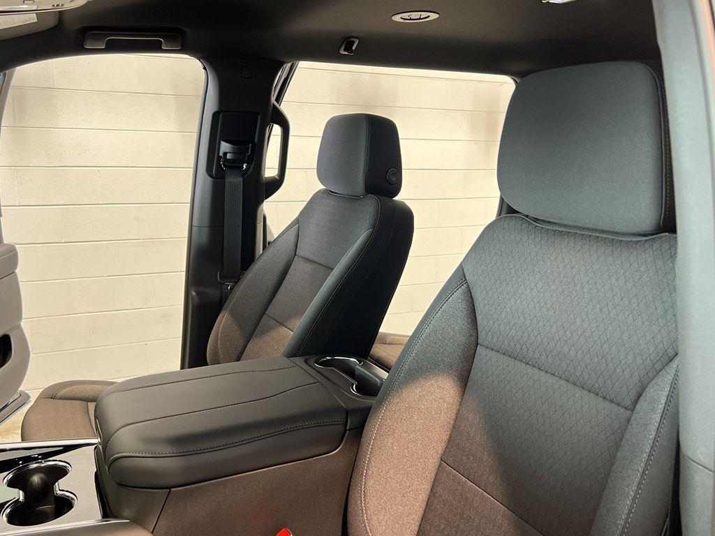 new 2025 Chevrolet Suburban car, priced at $69,535
