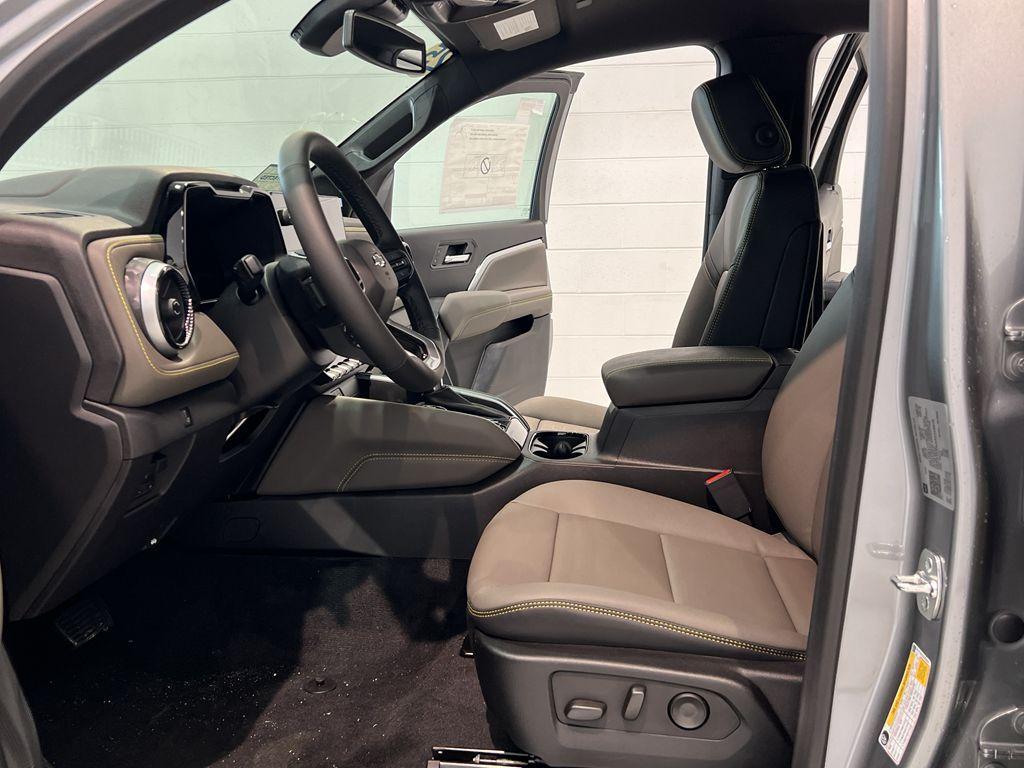 new 2025 Chevrolet Colorado car, priced at $53,190