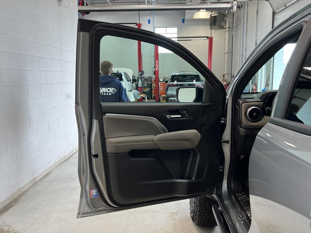 new 2025 Chevrolet Colorado car, priced at $53,190