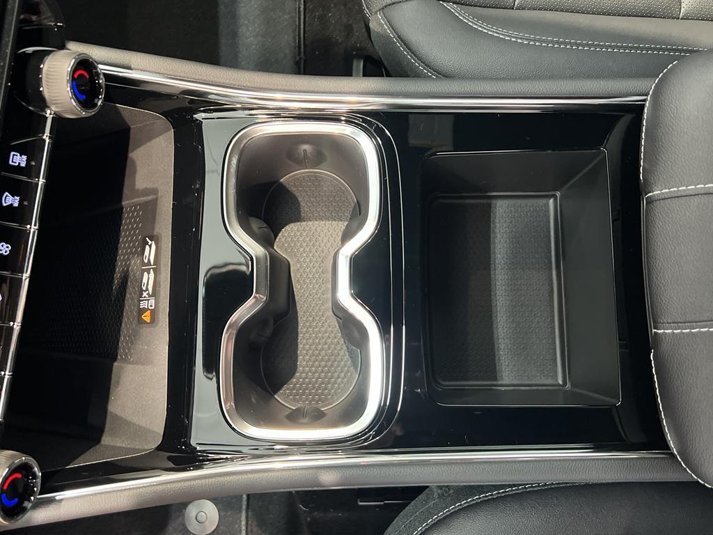 new 2026 Chevrolet Traverse car, priced at $46,920