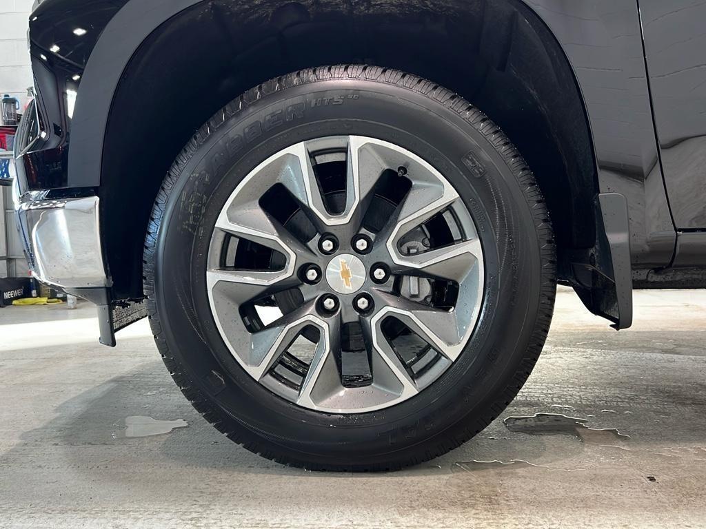 new 2025 Chevrolet Silverado 1500 car, priced at $49,995