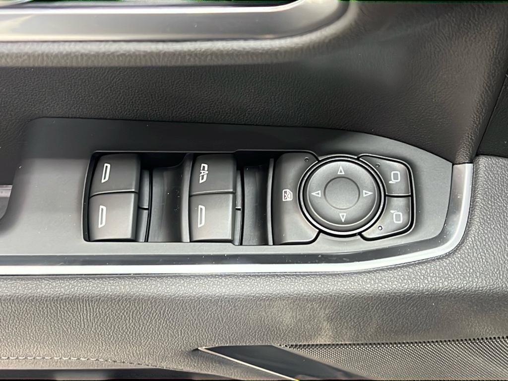 new 2025 Chevrolet Silverado 1500 car, priced at $49,995