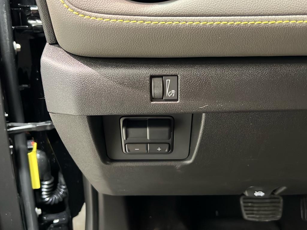 new 2025 Chevrolet Colorado car, priced at $54,090