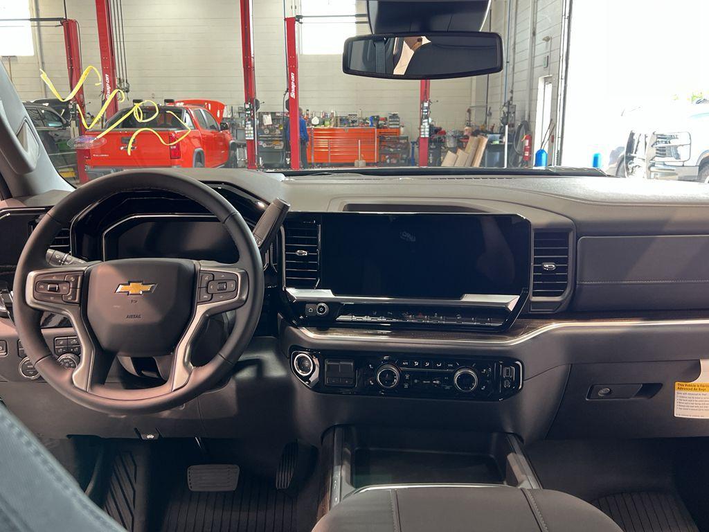 new 2025 Chevrolet Silverado 2500 car, priced at $65,275