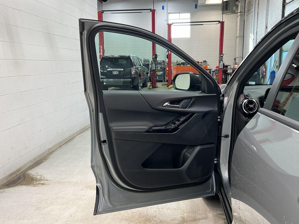 new 2026 Chevrolet Equinox car, priced at $35,585