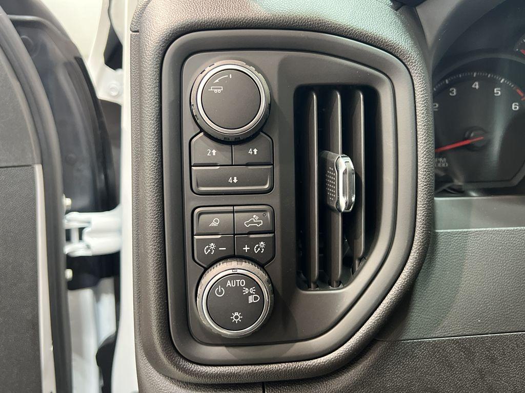 new 2025 Chevrolet Silverado 2500 car, priced at $58,810