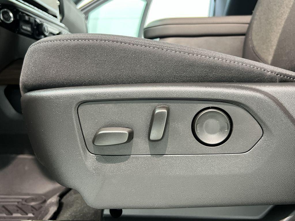 new 2025 Chevrolet Silverado 2500 car, priced at $64,775