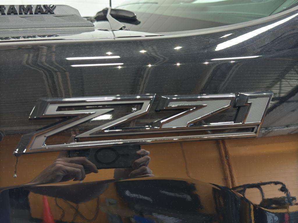 new 2025 Chevrolet Silverado 3500 car