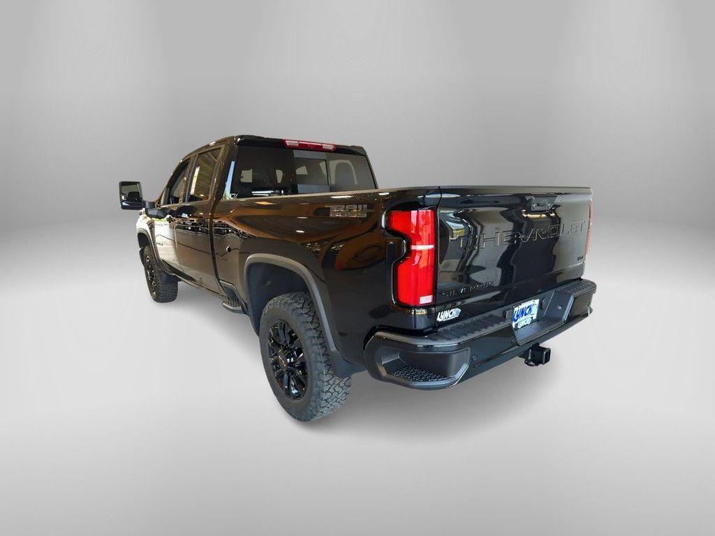 new 2025 Chevrolet Silverado 3500 car