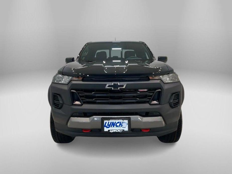 new 2024 Chevrolet Colorado car, priced at $43,895