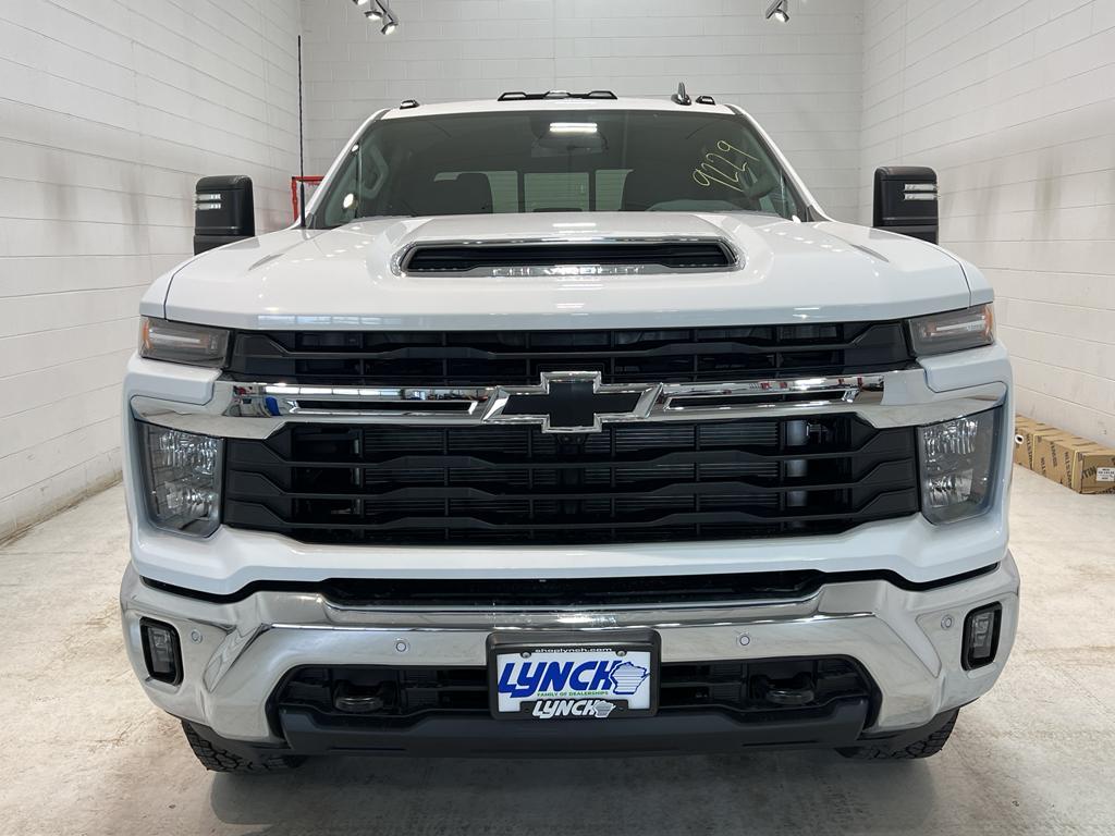 new 2025 Chevrolet Silverado 2500 car, priced at $65,710